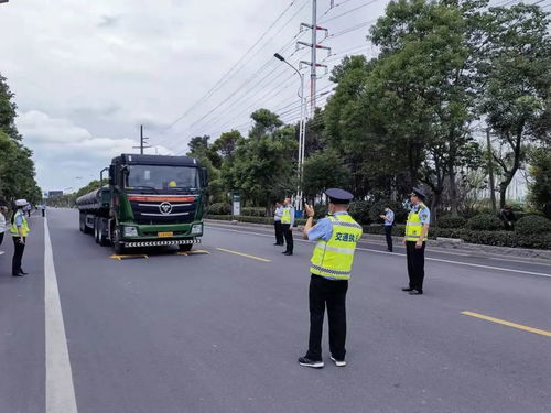 汽車稱重檢測儀 破解貨運車輛超限超載難題的關(guān)鍵技術(shù)